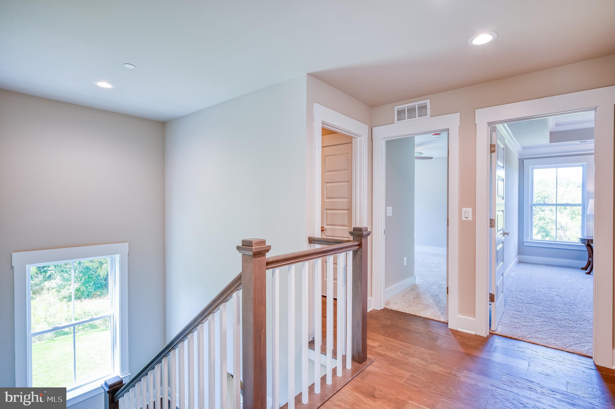 3520 Prospect Road Street, MD 21154 - Photo 41 of 81 Upper Level Hallway