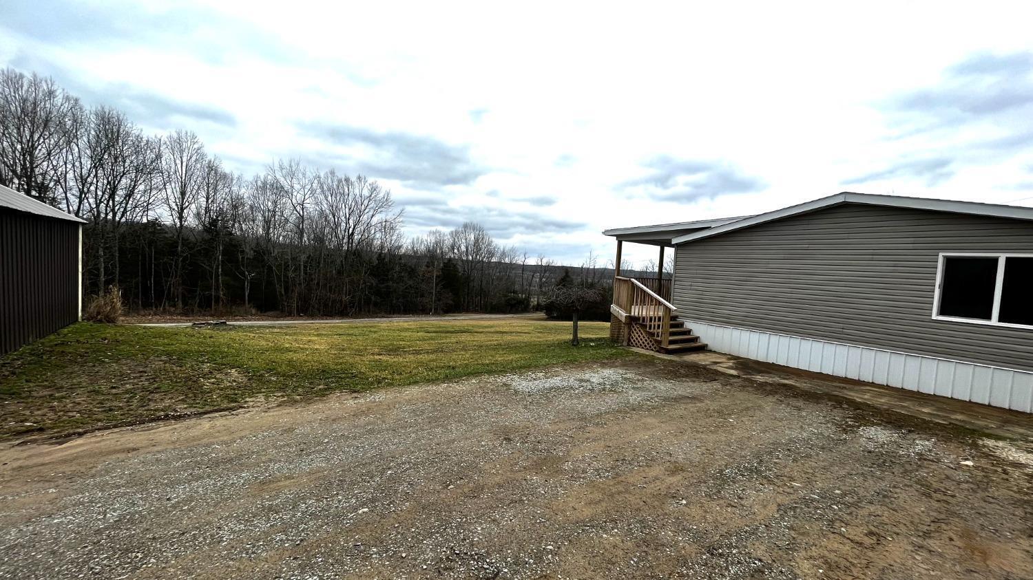 980 Locust Road Hillsboro, OH 45133 - Photo 15 of 17