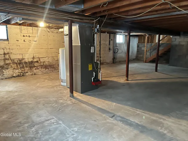 $209,900 | 1377 Tracy Avenue, Niskayuna, NY 12309