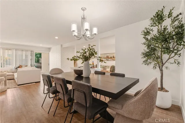 $1,950,000 | 3922 Kitten Circle, Huntington Beach, CA 92649