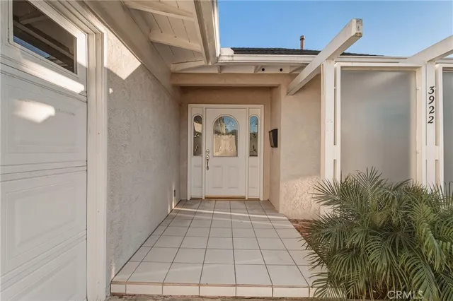 $1,950,000 | 3922 Kitten Circle, Huntington Beach, CA 92649