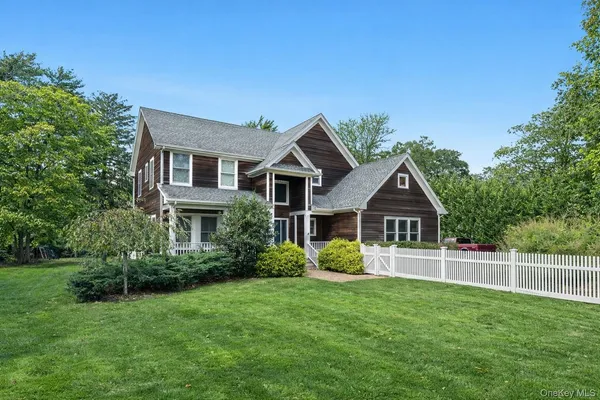 $20,000 | 134 A Montauk Highway, Westhampton, NY 11977