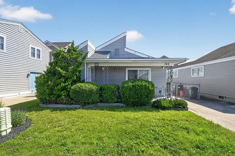 $699,900 | 125 West Trenton Avenue, Wildwood Crest, NJ 08260