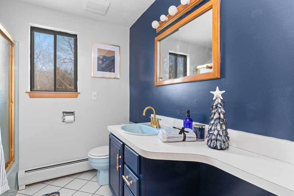 7 Seaview Road Gloucester, MA 01930 - Photo 4 of 42