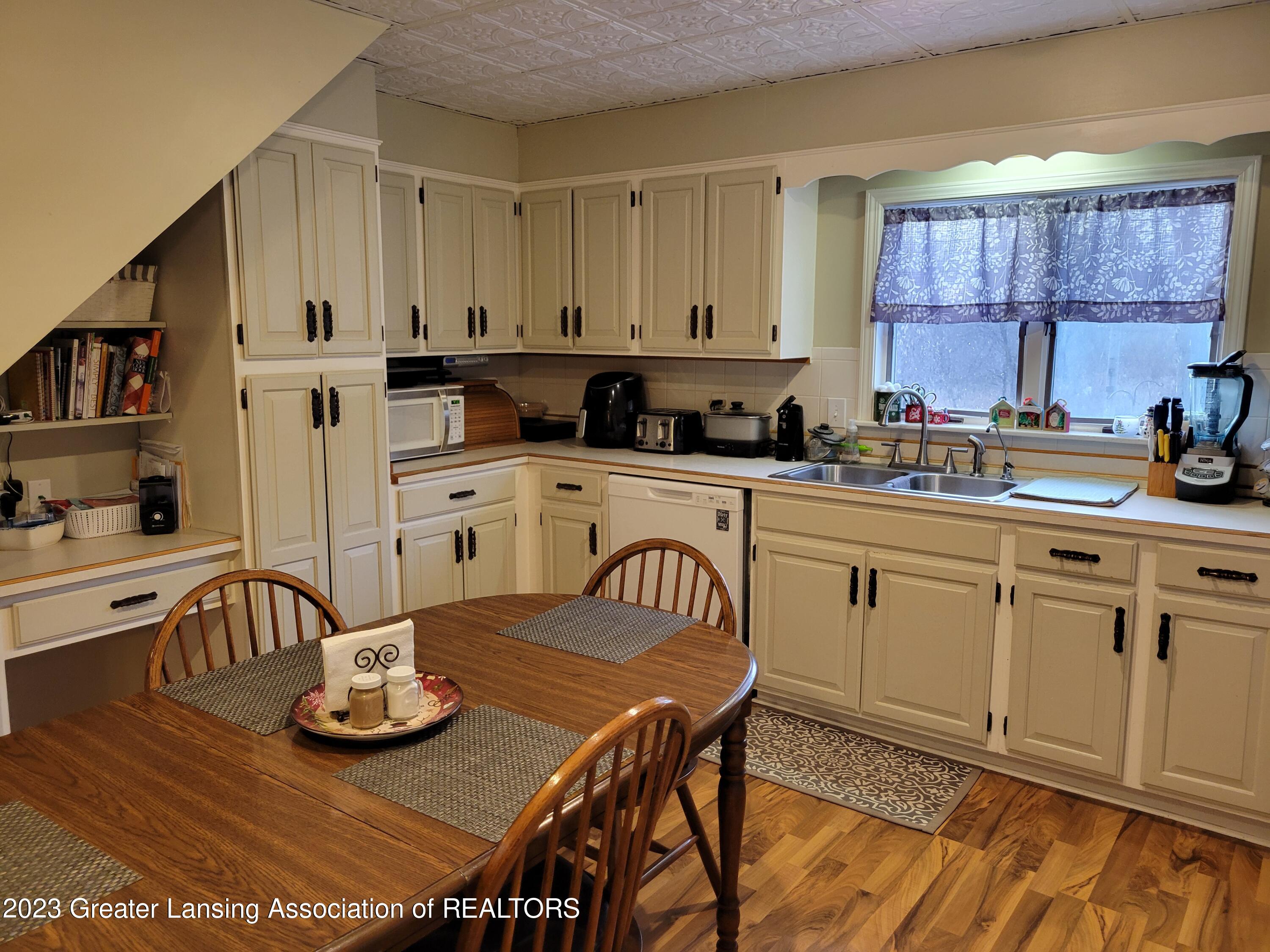 4350 West Hibbard Road Owosso, MI 48867 - Photo 18 of 46 20231215_161027