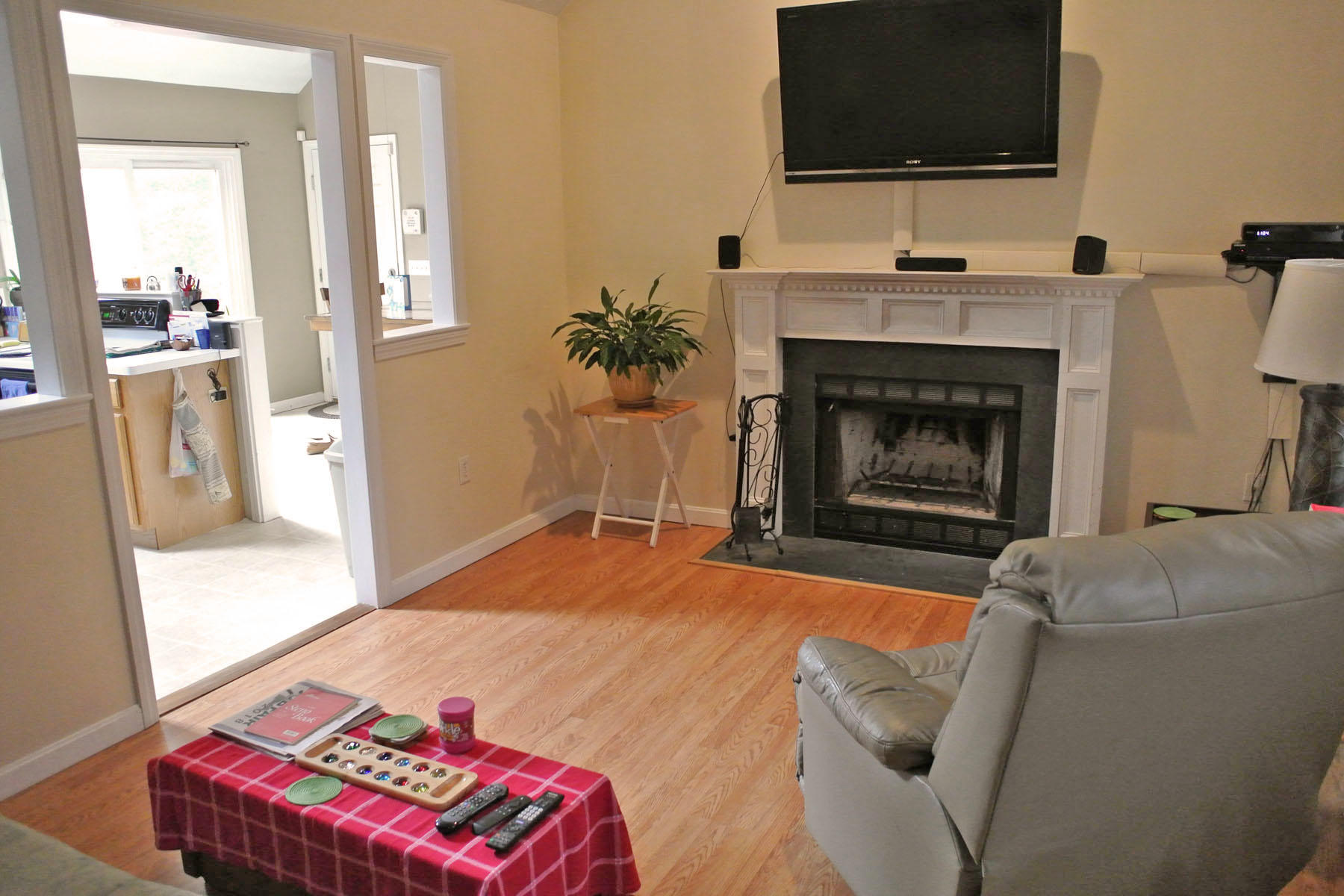 54 Sassacus Road Mashpee, MA 02649 - Photo 9 of 16 DSC_9348
