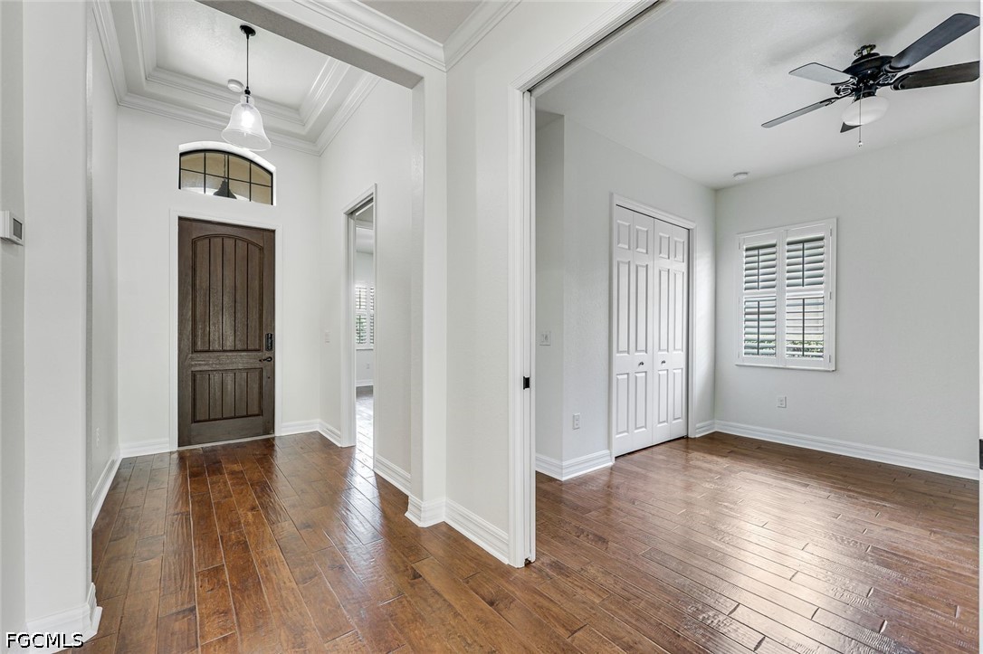 12643 Kinross Lane Naples, FL 34120 - Photo 7 of 50