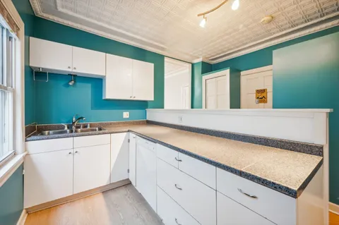 $2,100 | 1815 South Ruble Street, Unit 2, Chicago, IL 60616