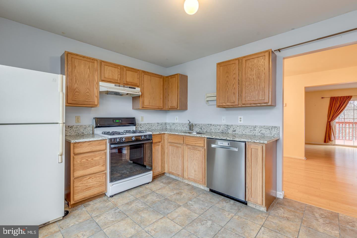 225 Hayes Mill Road Atco, NJ 08004 - Photo 6 of 26 Gallery Image 6