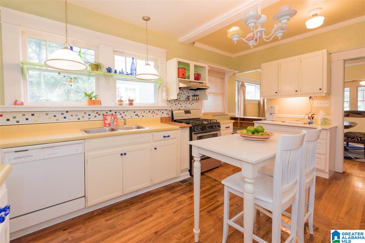 905 Stuart Street Birmingham, AL 35209 - Photo 19 of 40