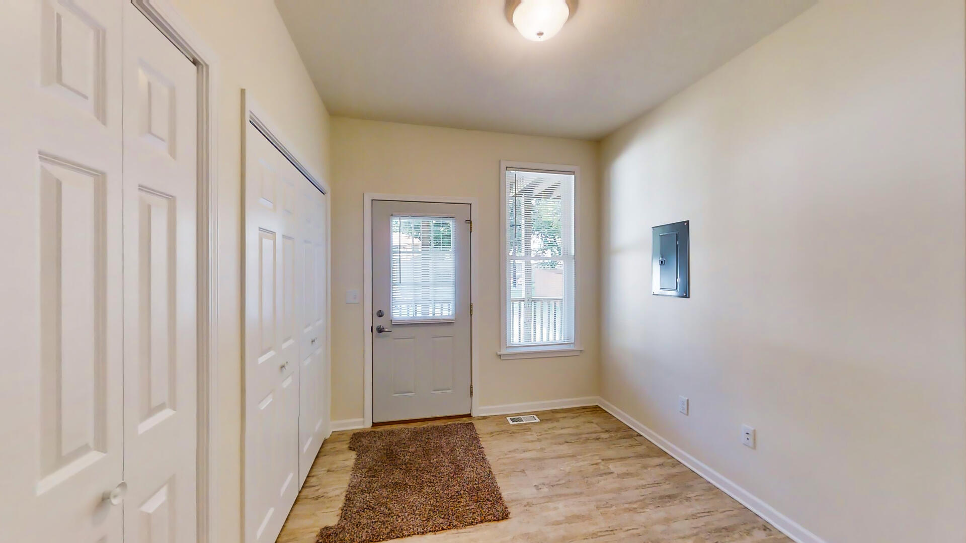 318 East Locust Street, Unit B Bloomington, IL 61701 - Photo 32 of 36