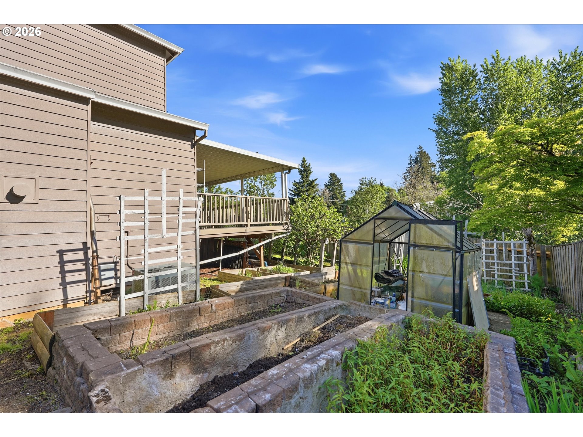 328 Southwest 38th Loop Gresham, OR 97080 - Photo 40 of 43