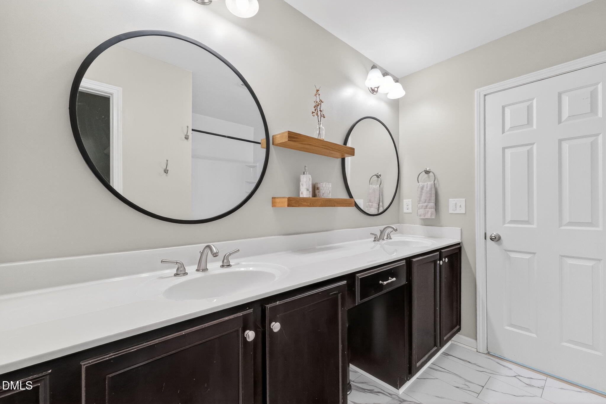 941 Branch Line Lane Apex, NC 27502 - Photo 36 of 62 38-web-or-mls-DSC01078