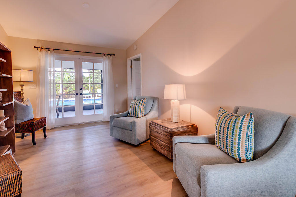 611 Eldorado Lane Delray Beach, FL 33444 - Photo 19 of 40 Living Room