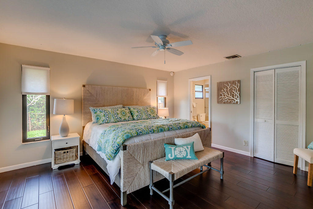 611 Eldorado Lane Delray Beach, FL 33444 - Photo 21 of 40 Master Bedroom