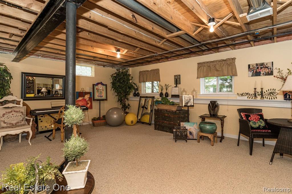 1083 Churchill Circle, Unit 77 Rochester, MI 48307 - Photo 47 of 61
