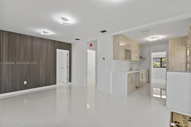 $3,495 | 1640 Northeast 183rd Street, North Miami Beach, FL 33179