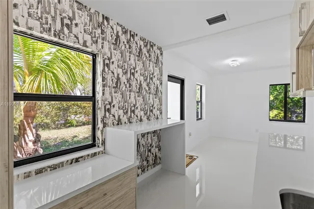 $3,495 | 1640 Northeast 183rd Street, North Miami Beach, FL 33179