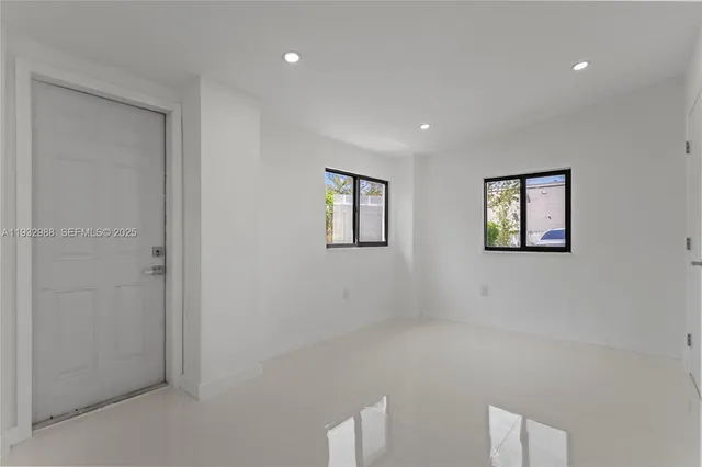 $3,495 | 1640 Northeast 183rd Street, North Miami Beach, FL 33179