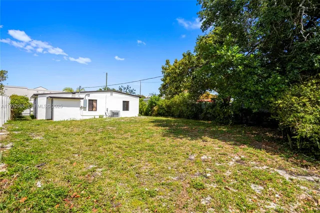 $3,495 | 1640 Northeast 183rd Street, North Miami Beach, FL 33179