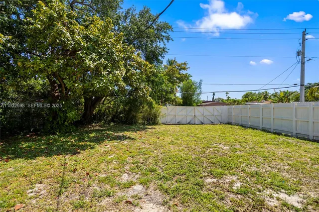 $3,495 | 1640 Northeast 183rd Street, North Miami Beach, FL 33179