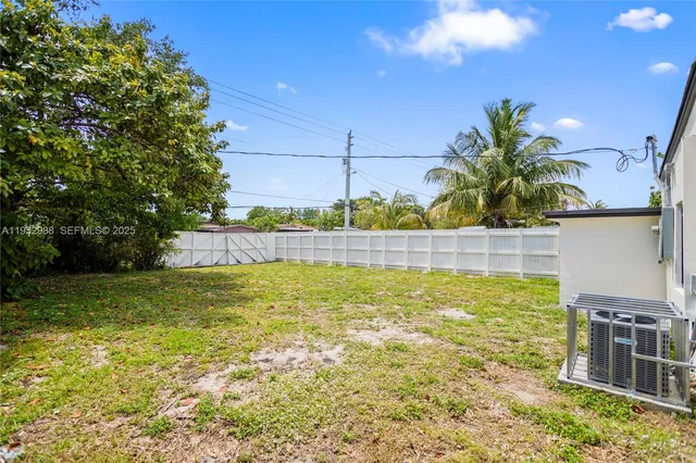$3,495 | 1640 Northeast 183rd Street, North Miami Beach, FL 33179