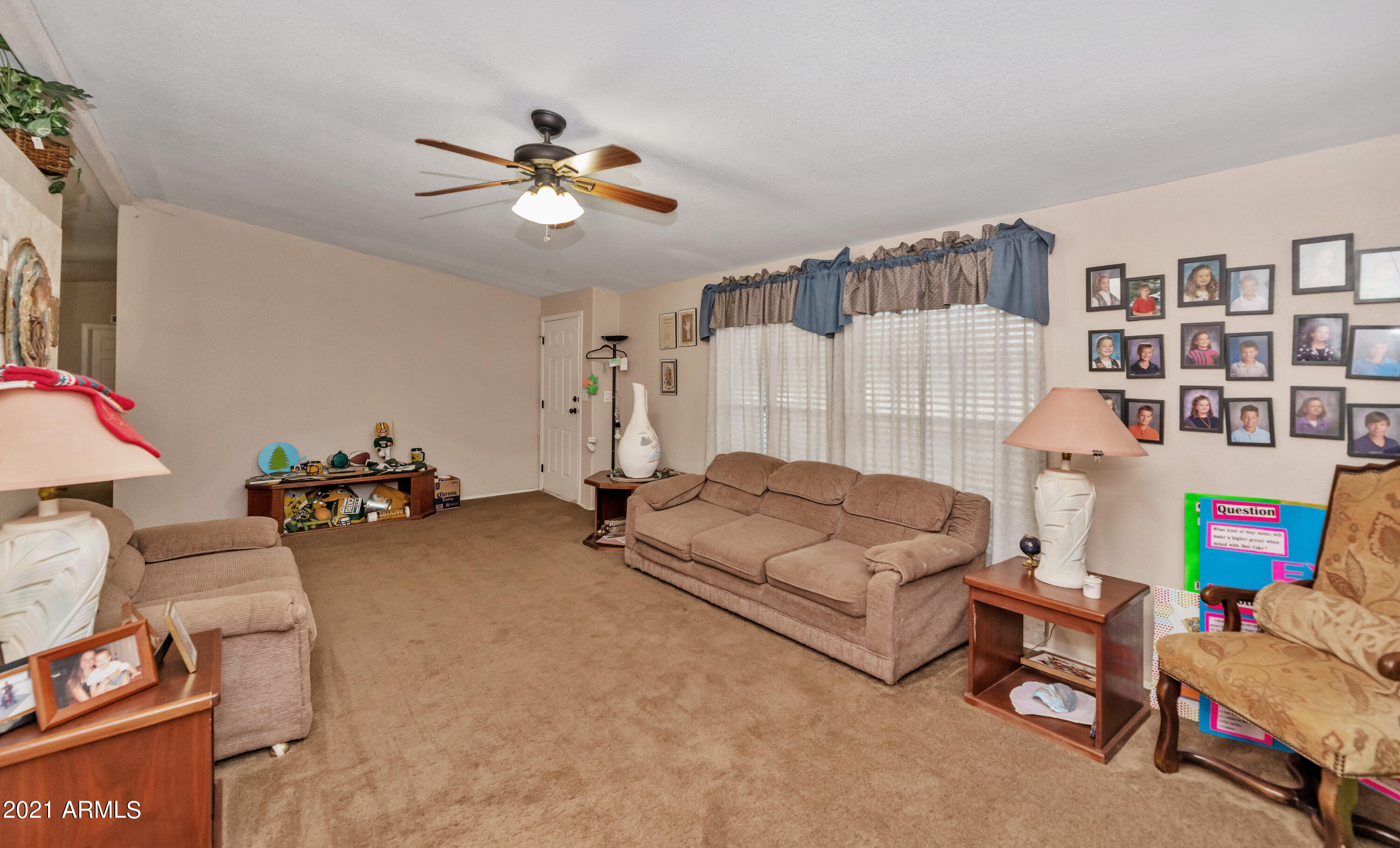 37253 North 22nd Street Phoenix, AZ 85086 - Photo 14 of 39 Great Room