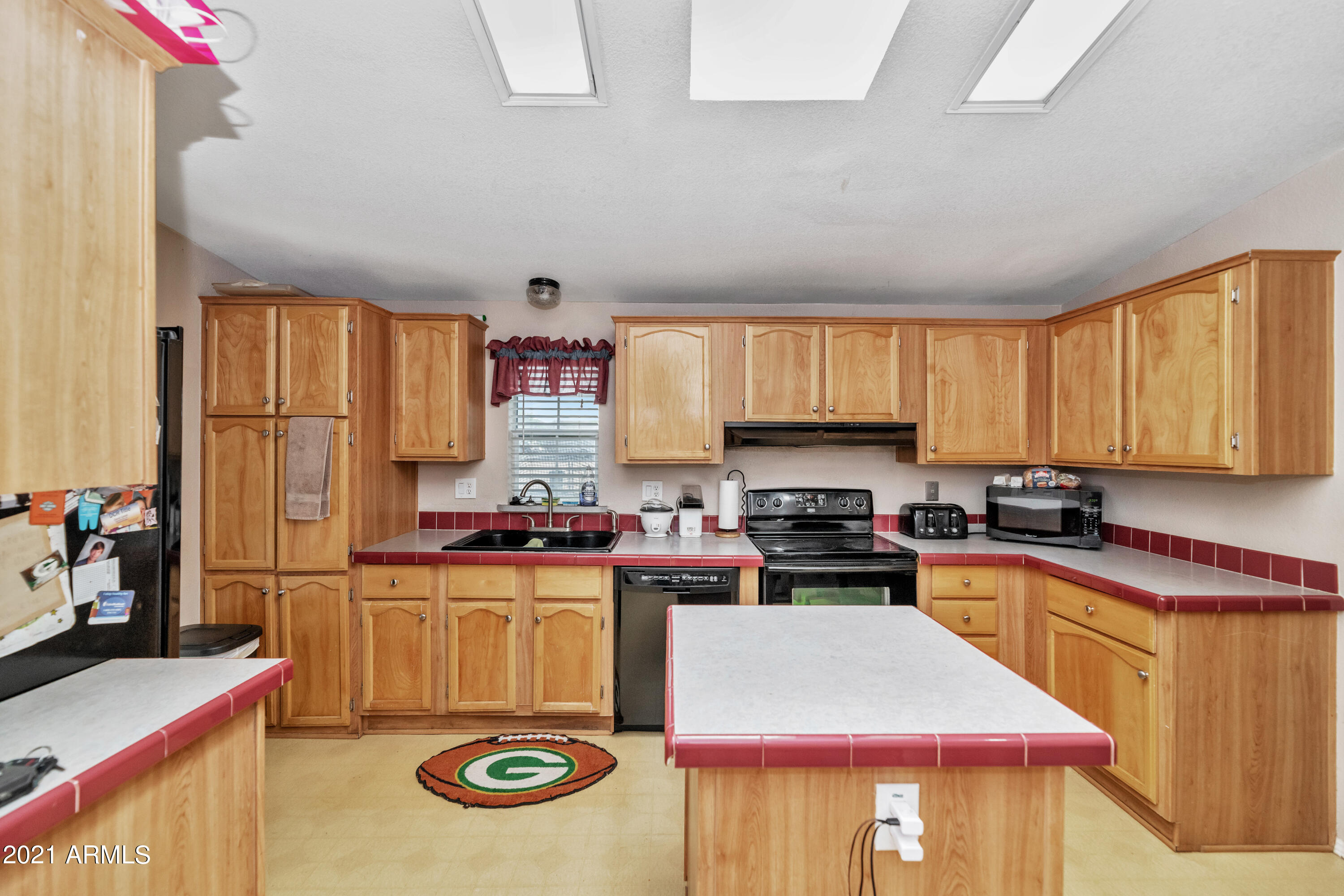 37253 North 22nd Street Phoenix, AZ 85086 - Photo 22 of 39 Plenty of Storage