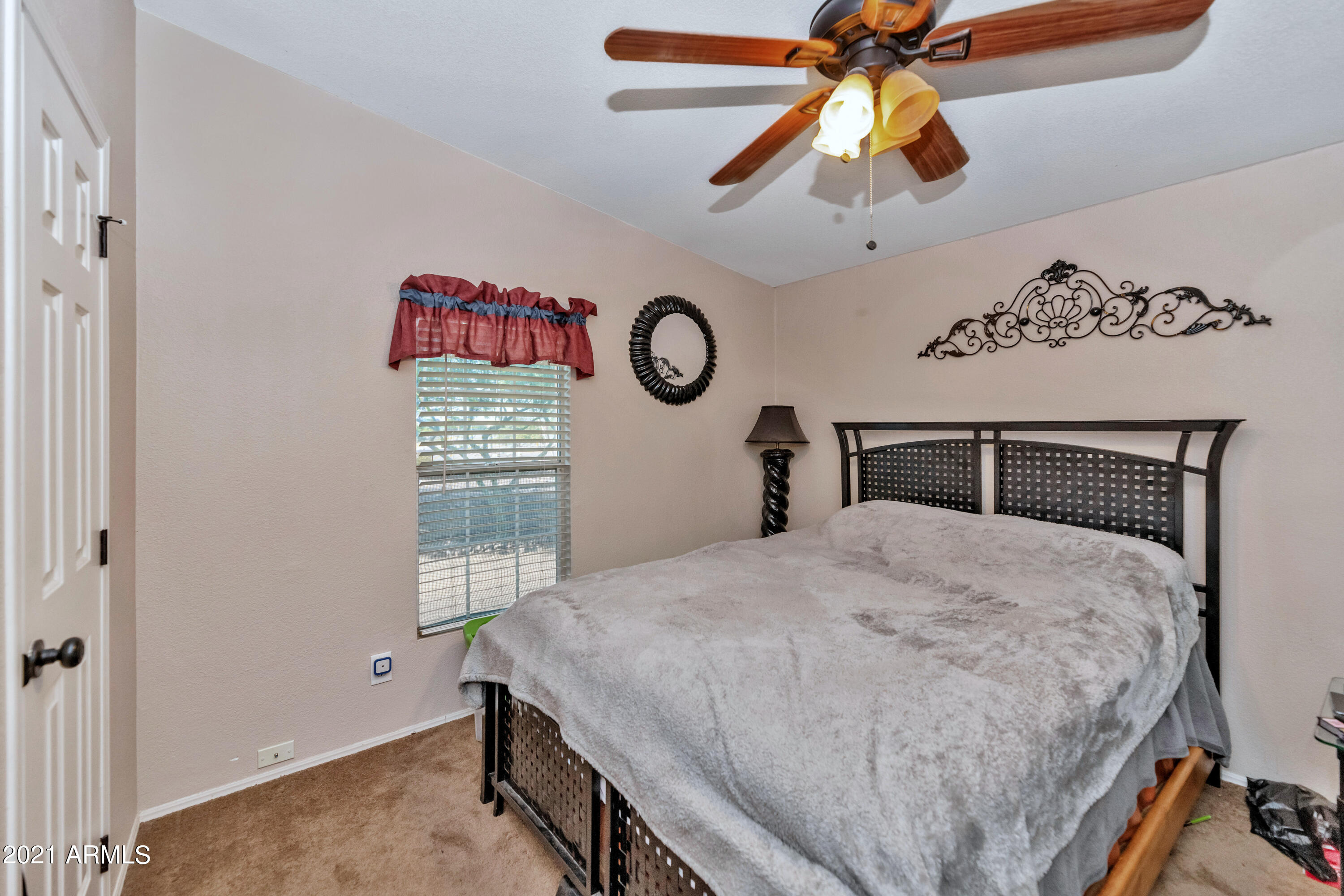 37253 North 22nd Street Phoenix, AZ 85086 - Photo 5 of 39 Guest Room