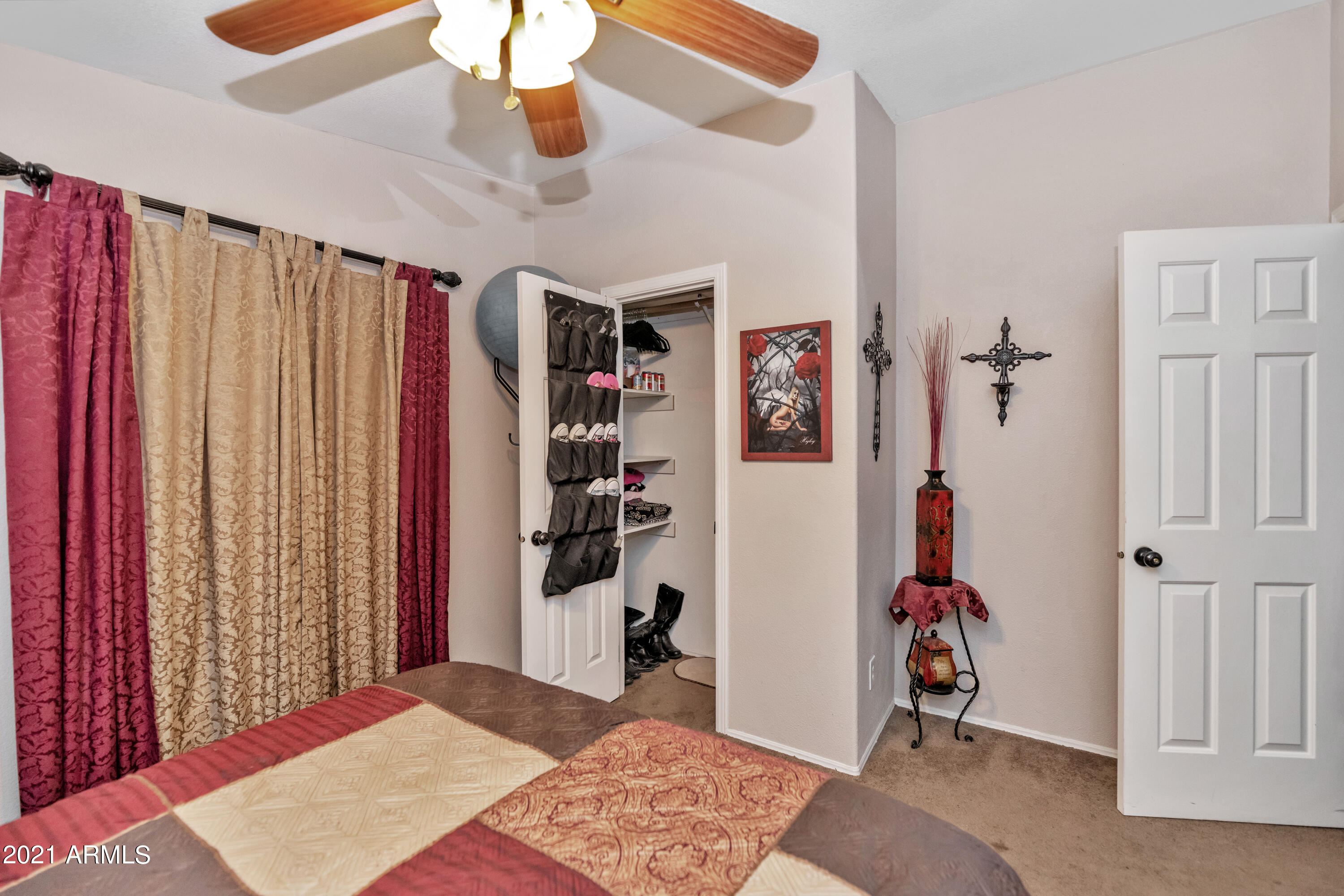 37253 North 22nd Street Phoenix, AZ 85086 - Photo 7 of 39 Guest Room #2