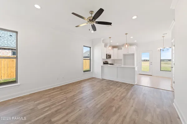 $233,500 | 204 Carreras Lane, Maurice, LA 70555