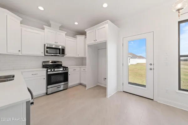 $233,500 | 204 Carreras Lane, Maurice, LA 70555