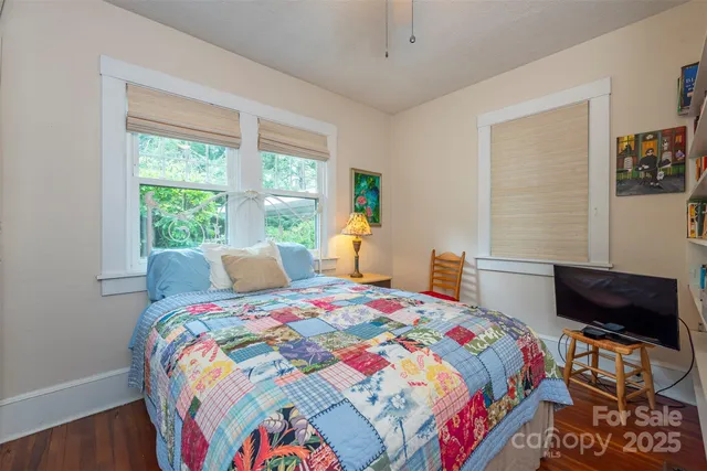 $614,500 | 20 Vandalia Avenue, Asheville, NC 28806