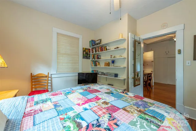 $614,500 | 20 Vandalia Avenue, Asheville, NC 28806