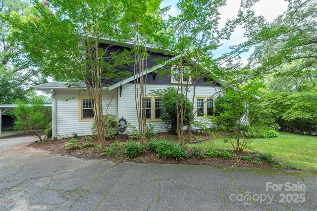 $614,500 | 20 Vandalia Avenue, Asheville, NC 28806