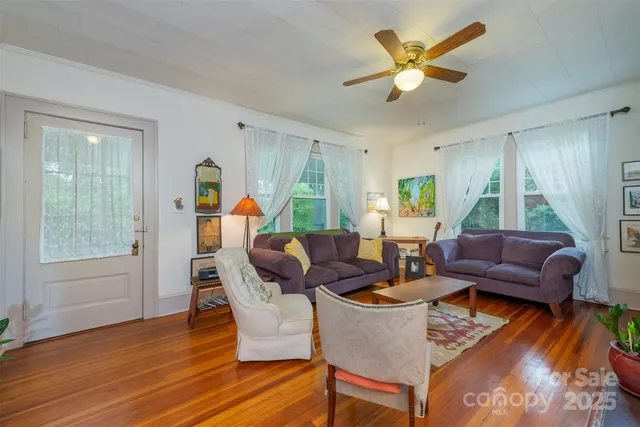 $614,500 | 20 Vandalia Avenue, Asheville, NC 28806