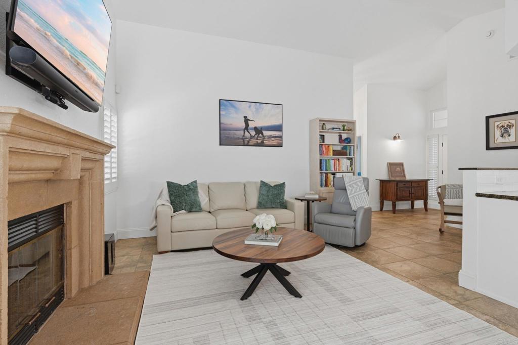 1701 Crystal Ridge Way Vista, CA 92081 - Photo 12 of 37