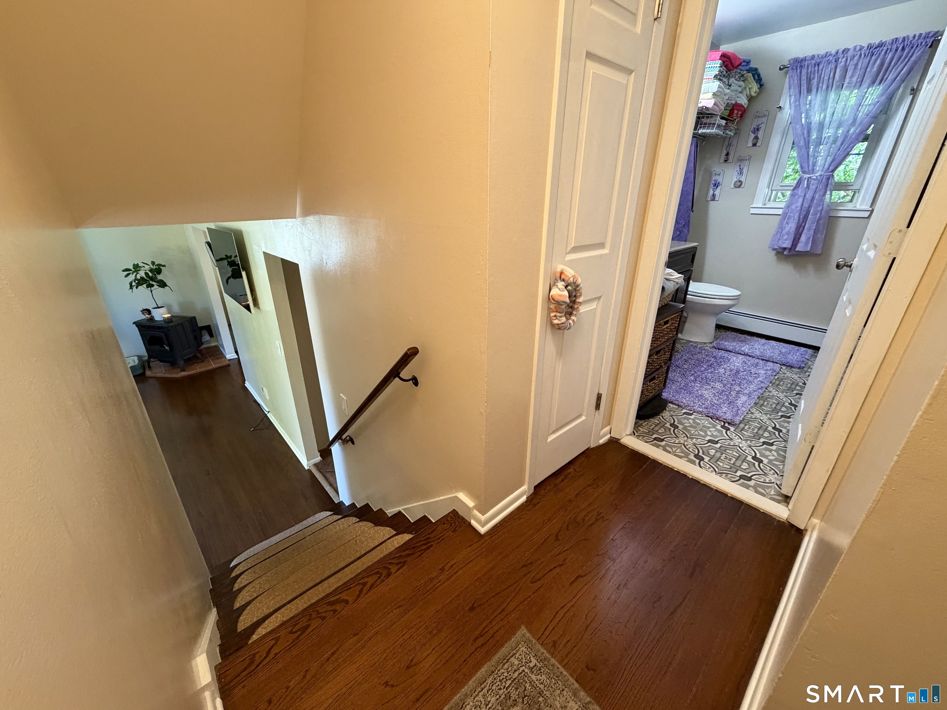 32 Elliott Street Meriden, CT 06451 - Photo 10 of 35 Gallery Image 10