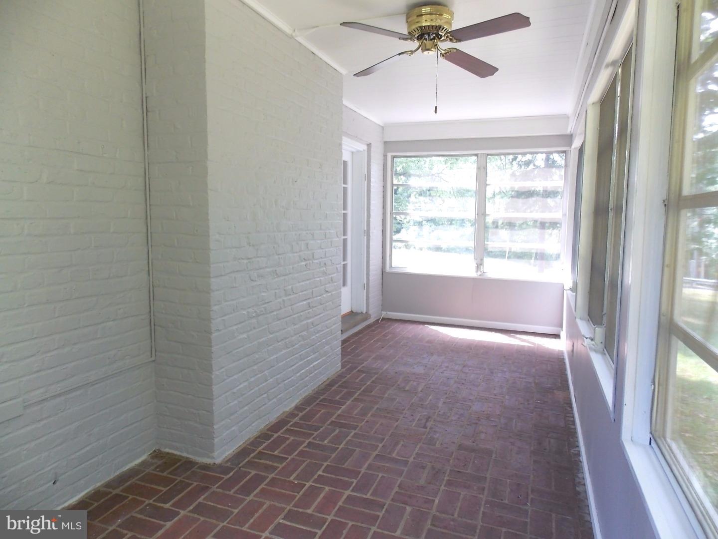 5 Georgetown Road Bordentown, NJ 08505 - Photo 9 of 12 Gallery Image 9
