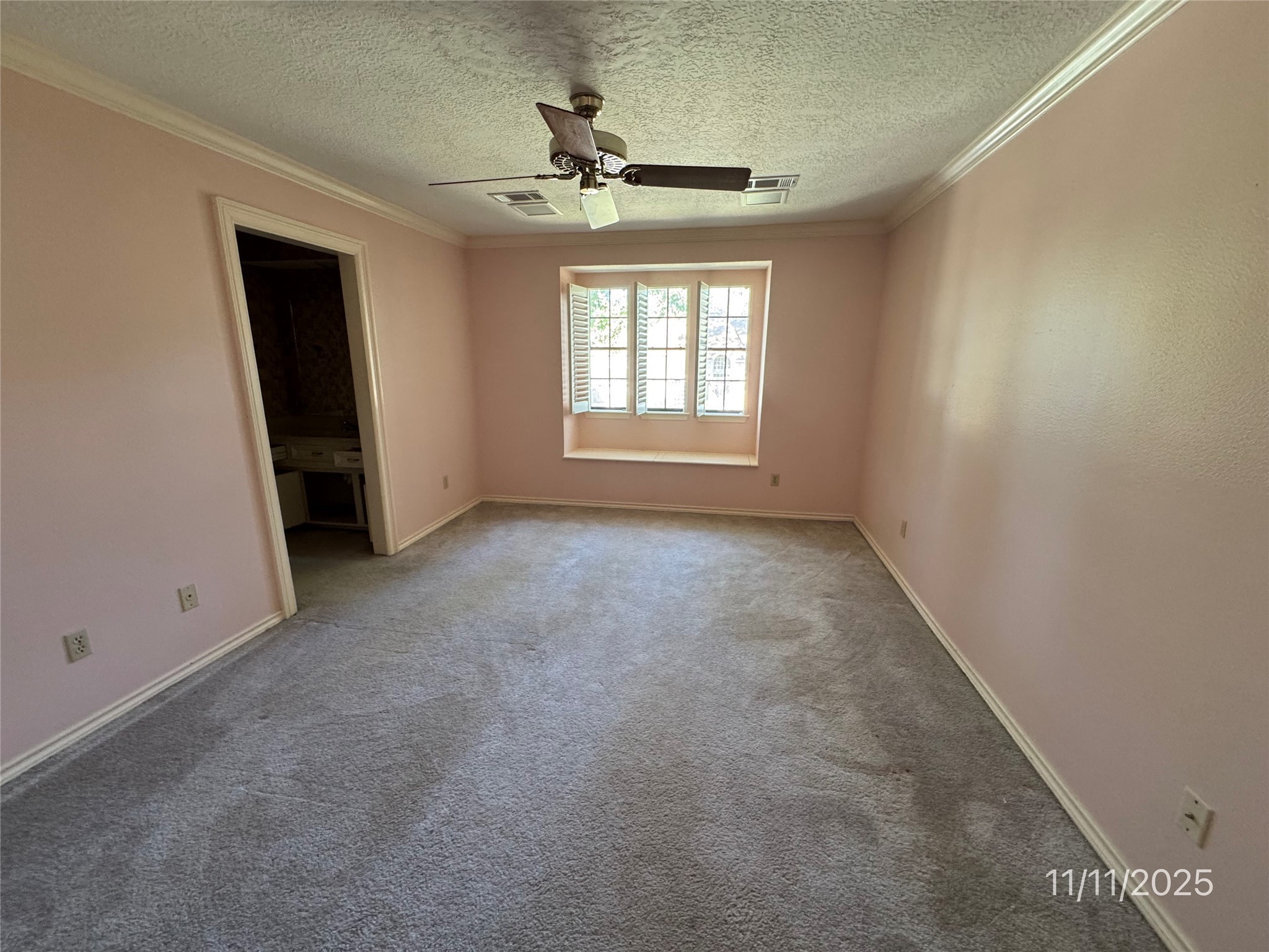5223 Charnwick Court Houston, TX 77069 - Photo 14 of 28 a view of an empty room with a window