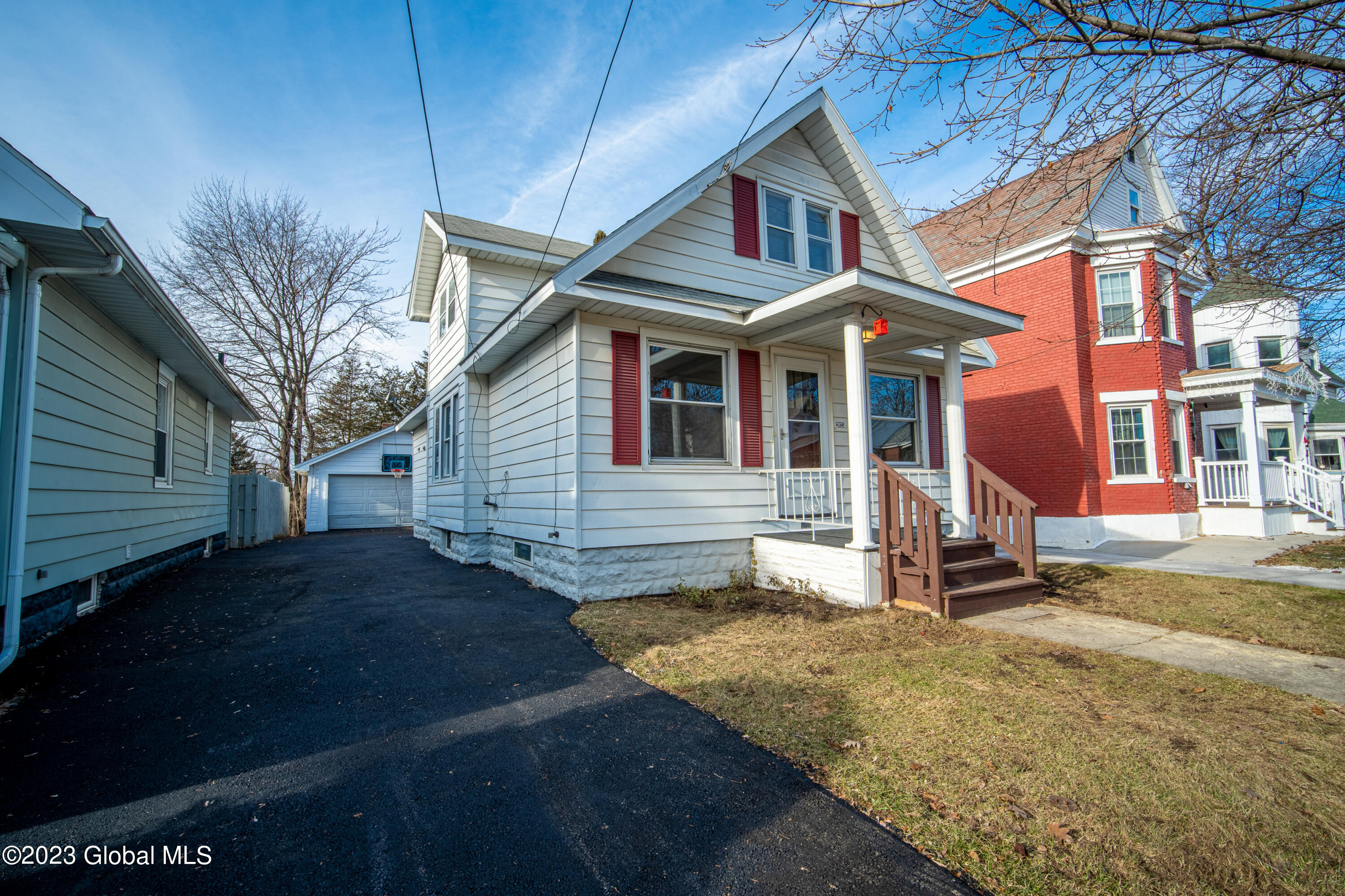 2025 Lenox Road Schenectady, NY 12308 - Photo 2 of 22 2025_Lenox-02