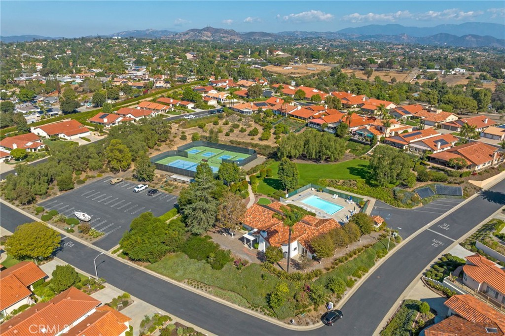 903 Crescent Bend Fallbrook, CA 92028 - Photo 47 of 50