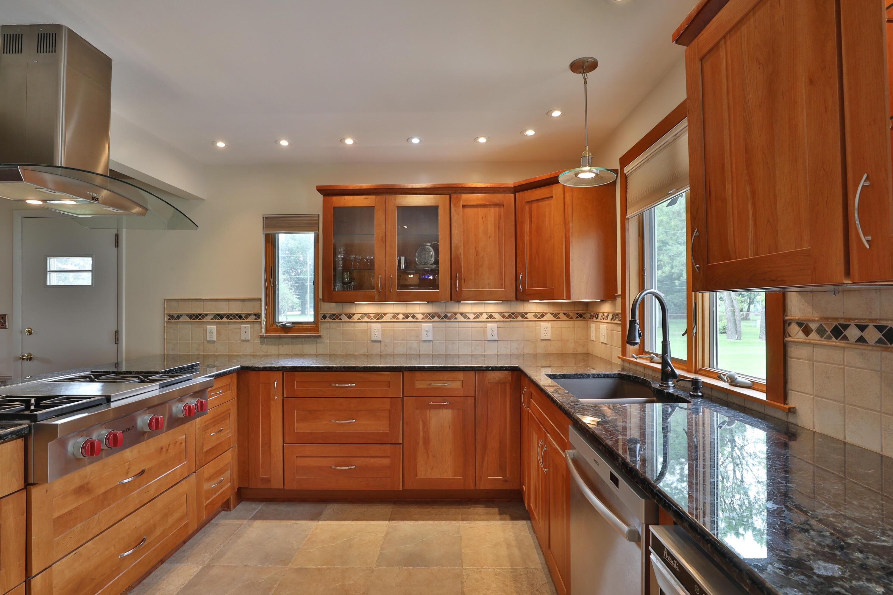 5925 Sinclair Road Columbus, OH 43229 - Photo 11 of 60 5925-Sinclair-13