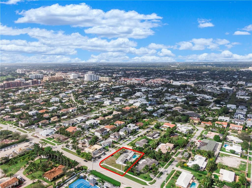 499 Northeast 8th Street Boca Raton, FL 33432 - Photo 3 of 19 Photo 3