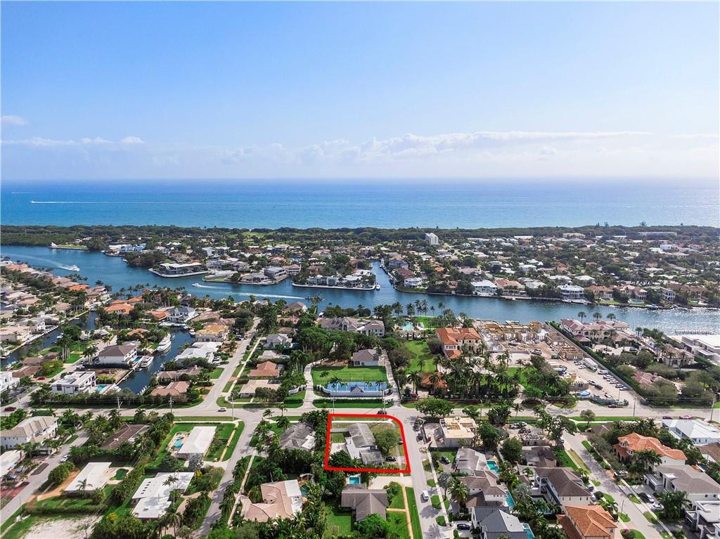 499 Northeast 8th Street Boca Raton, FL 33432 - Photo 4 of 19 Photo 4