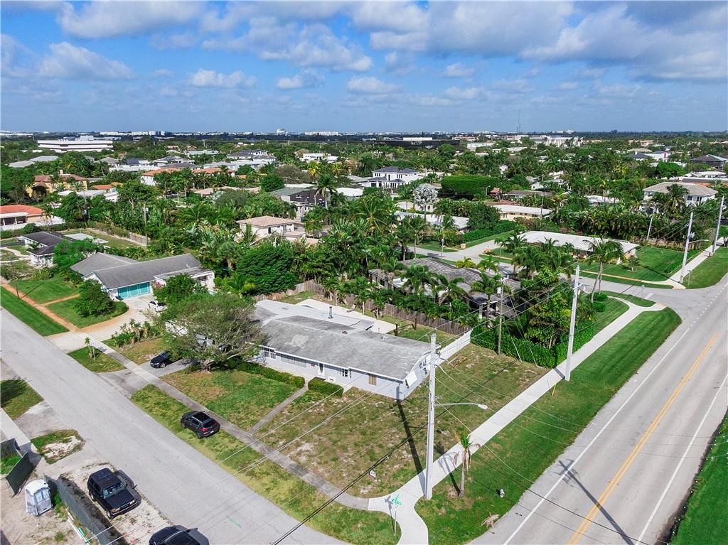 499 Northeast 8th Street Boca Raton, FL 33432 - Photo 7 of 19 Photo 7