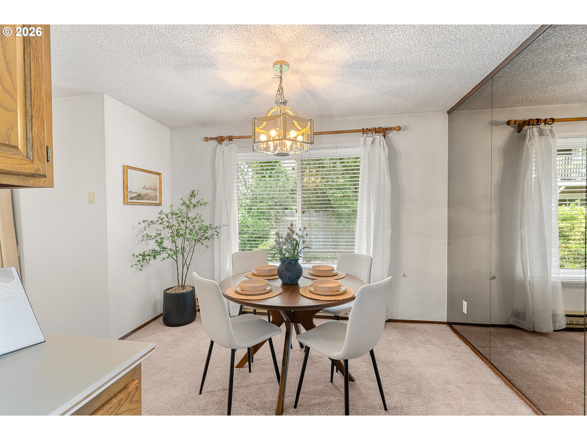 10935 Southwest Meadowbrook Drive Portland, OR 97224 - Photo 9 of 21