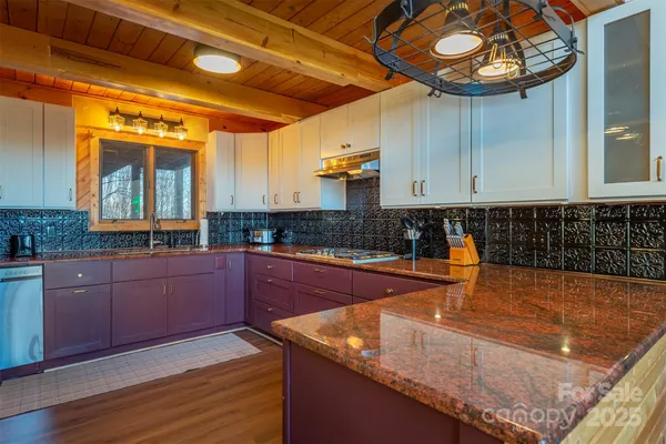 $925,000 | 2338 El Miner Drive, Mars Hill, NC 28754