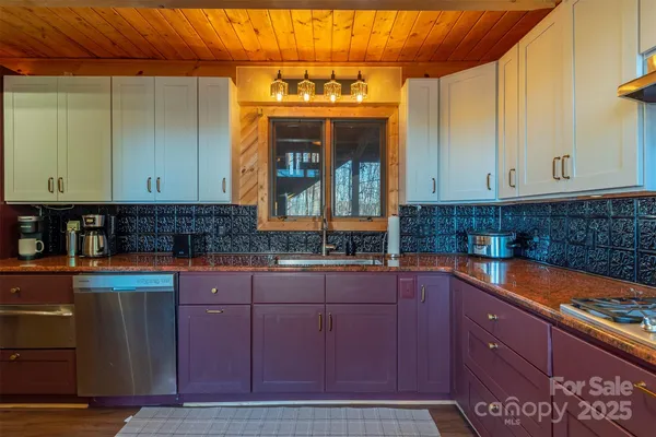 $925,000 | 2338 El Miner Drive, Mars Hill, NC 28754