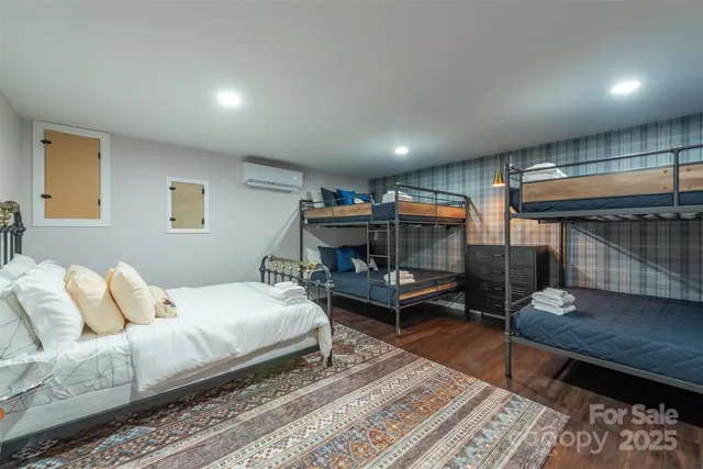 $975,000 | 2338 El Miner Drive, Mars Hill, NC 28754